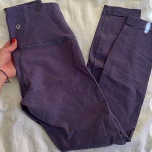 Lululemon plum purple 25’ wunder under leggings size 6
